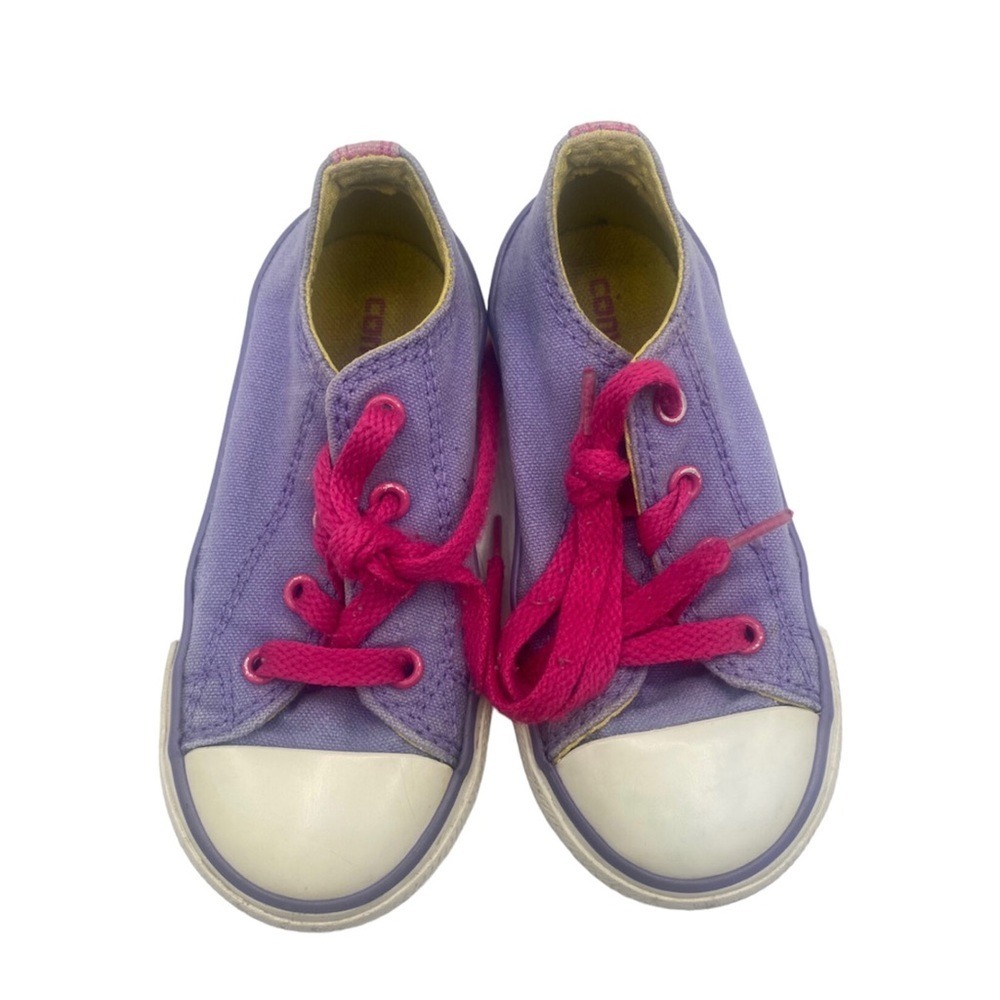 Converse All Star girl sneakers purple size 8 with pink laces